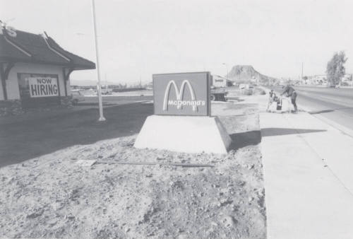 McDonald's Restaurant - 1325 West Broadway Road, Tempe, Arizona
