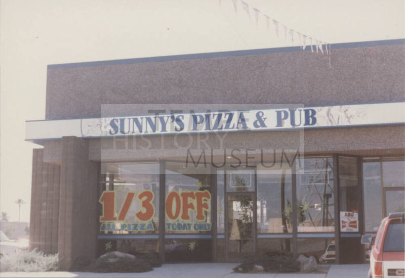 Sunny's Pizza & Pub - 1301 East University Drive, Tempe, AZ.