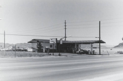 Broadway Union Gasoline Station - 1349 West Broadway Road, Tempe, Arizona