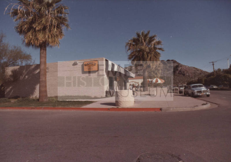 Dawg's - 620 South College Avenue, Tempe, Arizona