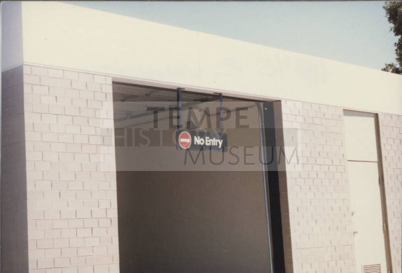 Mobil Car Wash - 1845 East University Drive, Tempe, AZ.