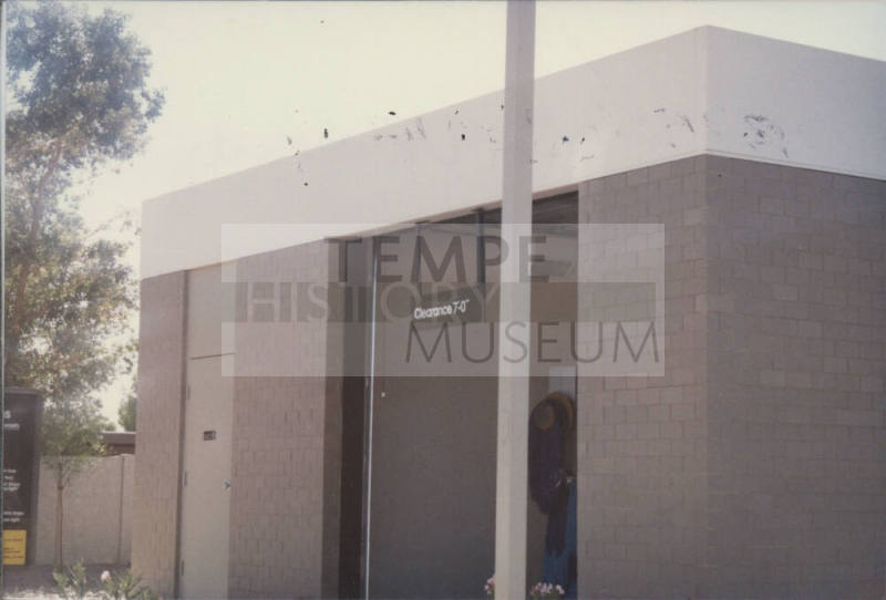 Mobil Carwash - 1845 East University Drive, Tempe, AZ.