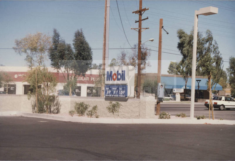 Mobil - 1845 East University Drive, Tempe, AZ.