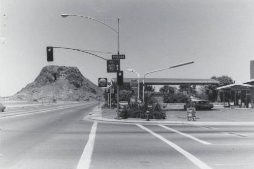 Shell Gasoline Station - 1406 West Broadway Road, Tempe, Arizona