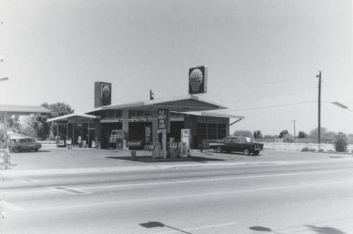 Shell Gasoline Station - 1406 West Broadway Road, Tempe, Arizona