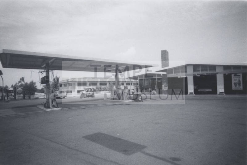 Shell Gasoline Station - 1406 West Broadway Road, Tempe, Arizona
