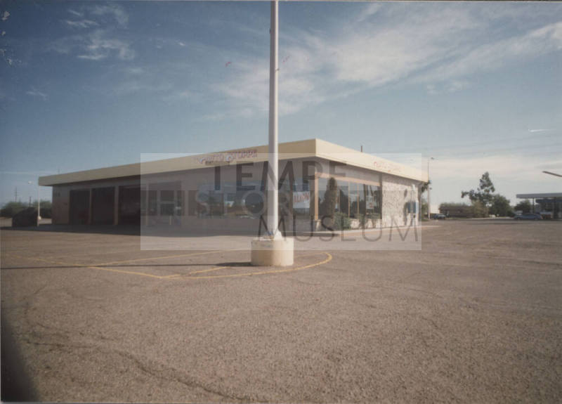 Auto Shoppe - 1740 West Broadway Road, Tempe, Arizona