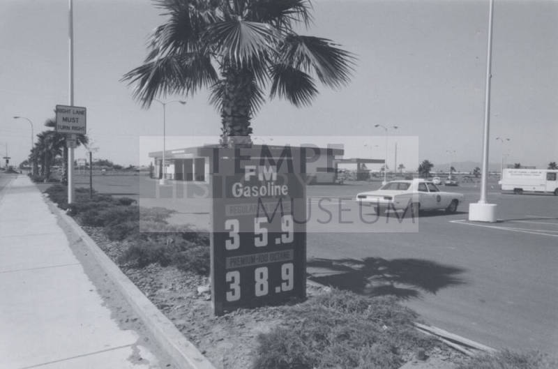 F.M. Gasoline Station - 1740 East Broadway Road, Tempe, Arizona