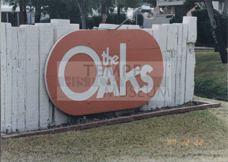 The Oaks - 2625 East University Drive, Tempe, AZ.