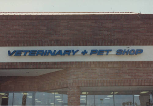 Veterinary & Pet Shop - 655 West Warner Road, Tempe, AZ.