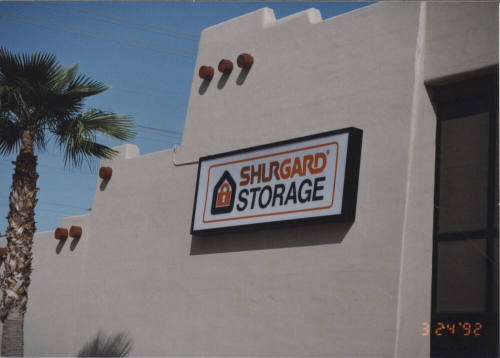 Shurgard Storage - 700 West Warner Road, Tempe, AZ.