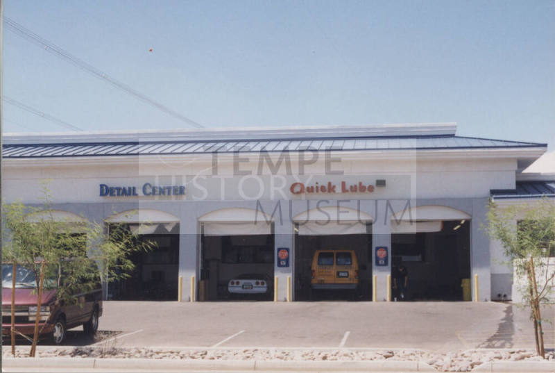 Quick Lube - 757 West Warner Road - Tempe, AZ.