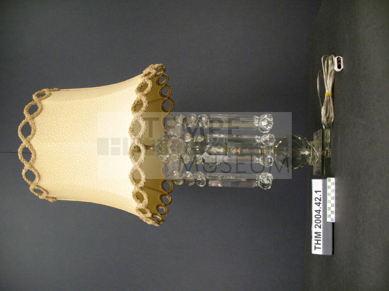 Crystal table lamp with shade