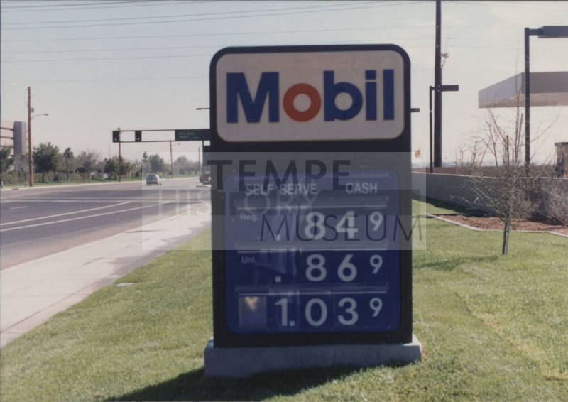 Mobil  - 1501 W. Warner Road, Tempe, AZ.