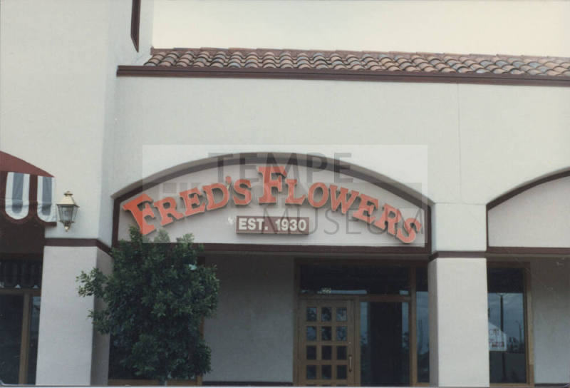 Fred's Flowers  - 1761 E. Warner Road, Tempe, AZ