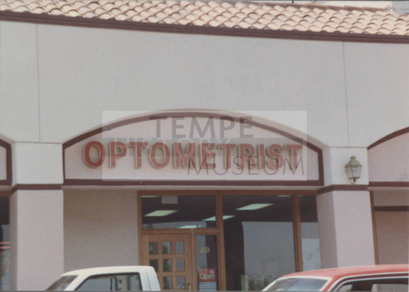 Optometrist - 1761 E. Warner Road, Tempe, AZ
