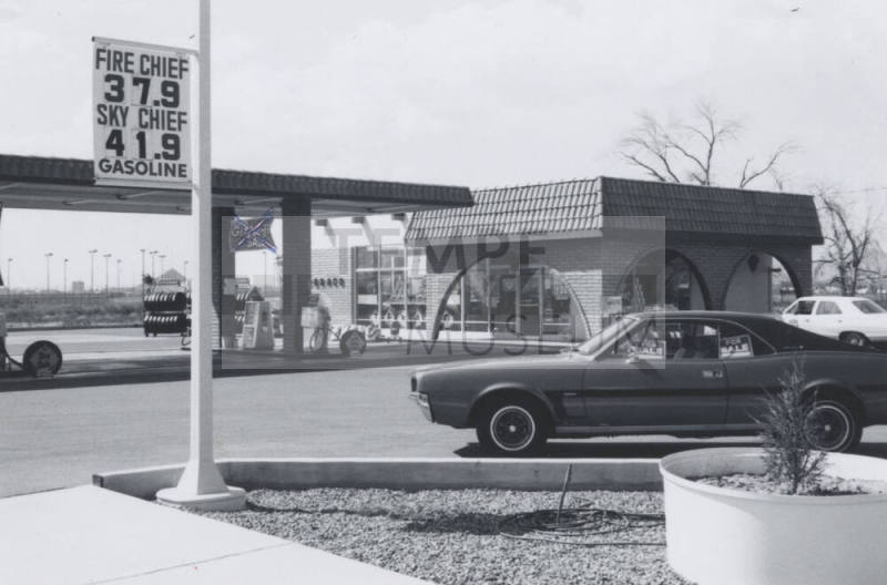 Texaco Gasoline Station - 2180 East Broadway Road, Tempe, Arizona
