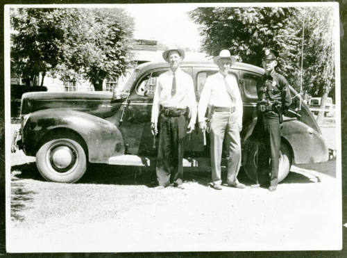 OS-28 Tempe Police and First Radio Patrol Car