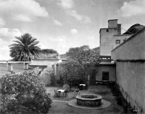 OS-12   Patio of La Casa Vieja
