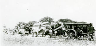 OS-41 Threshing Outfit with Machines and Crew