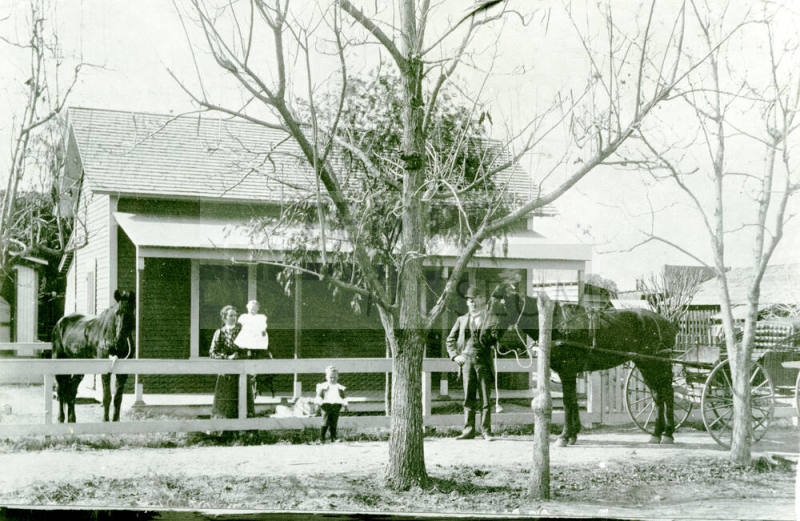 OS-64 B.B. Moeur House at 34 E. 7th Street