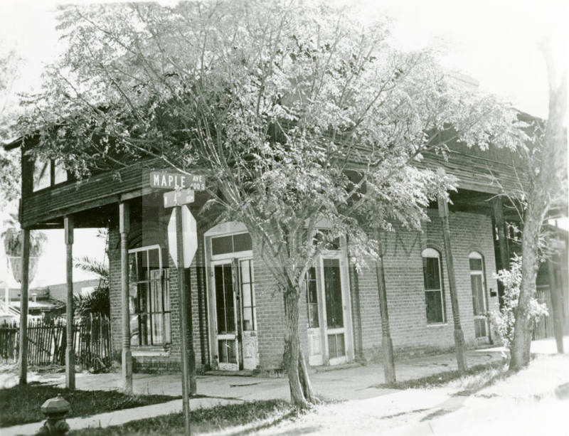 OS-56 Hackett House on Maple and Fourth Street