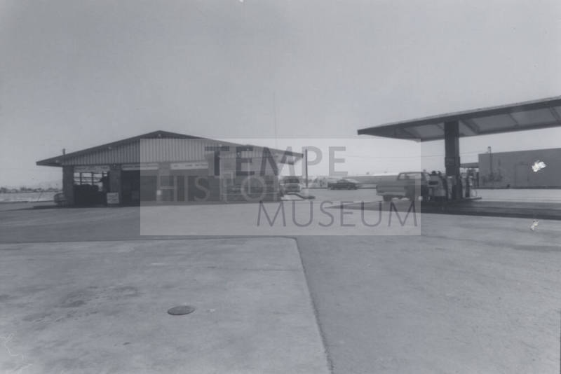 Sal's Tire Store - 2210 East Broadway Road, Tempe, Arizona
