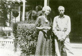OS-127   Edwin Hampton Spain and Sara Moody Spain at home on East 6th Street, Tempe, Arizona.