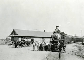 OS-132   Tempe Depot at West Second Street with Olive Hotel coach.