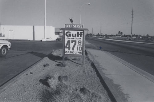 Rodriques and Son Gulf Gasoline Station - 2210 East Broadway Road, Tempe, Arizon