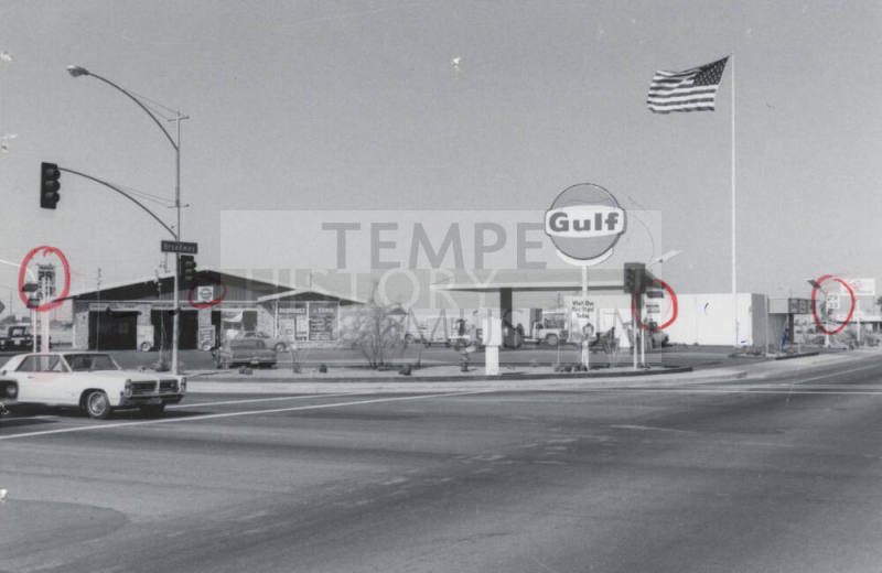 Rodriques and Son Gulf Gasoline Station - 2210 East Broadway Road, Tempe, Arizon