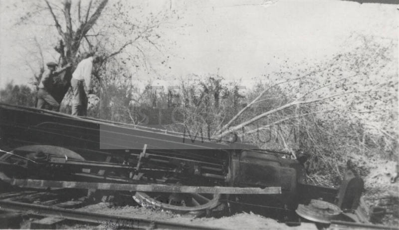 OS-141   Southern Pacific Train Wreck Near Creamery,Tempe, Arizona