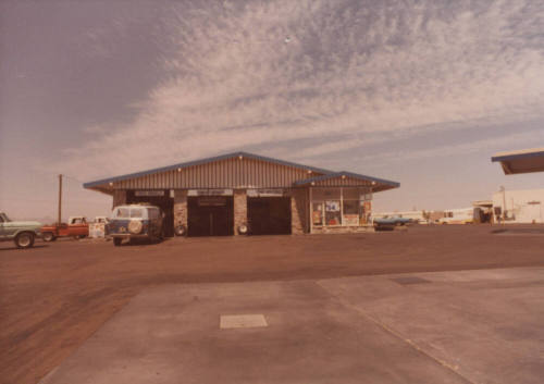 Go-Lo Gasoline Station - 2210 East Broadway Road, Tempe, Arizona