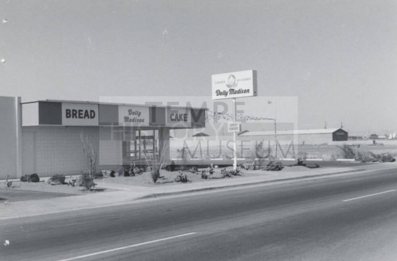 Dolly Madison Bakery Store - 2224 East Broadway Road, Tempe, Arizona