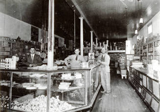 OS-202   Employees in Birchett Brothers Grocers