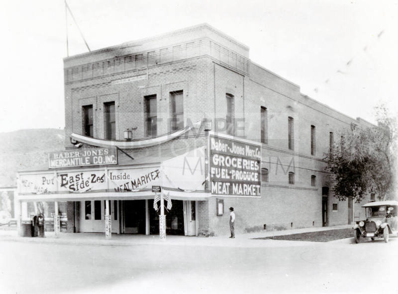 OS-203   Baber-Jones Mercantile Co. at 6th and Mill