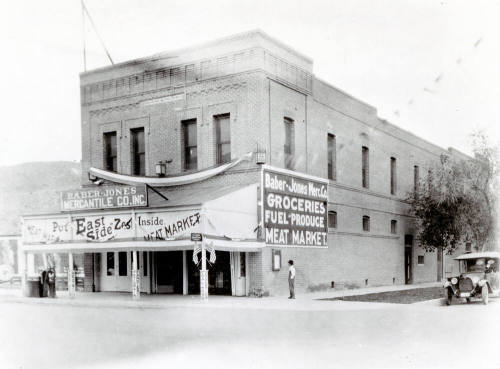 OS-203   Baber-Jones Mercantile Co. at 6th and Mill
