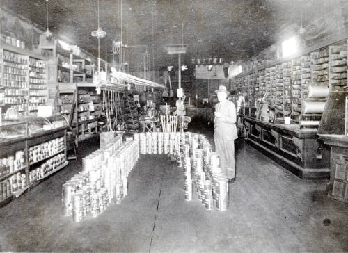 OS-212   H.W. Rider Hardware Store-6th St. and Mill
