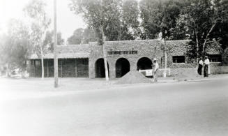 OS-247   Tempe Beach Bath House located in Tempe Beach Park