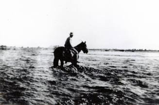 OS-252   G.R. Finch fording the Flooded Salt Rvr