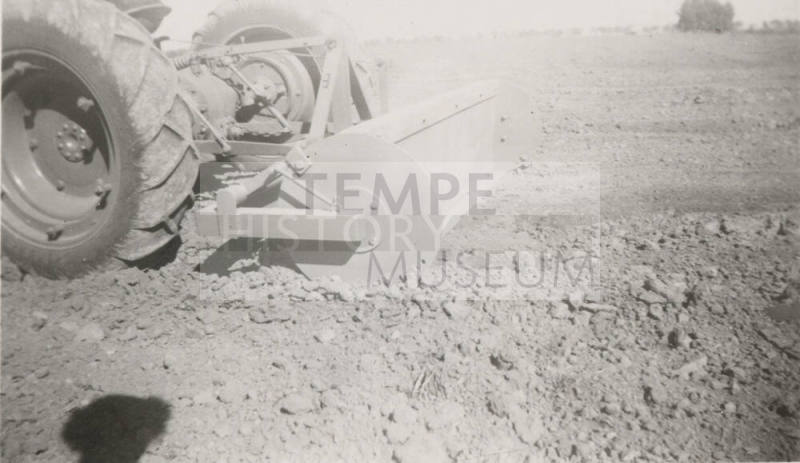 Close-Up View of Rollover Scraper
