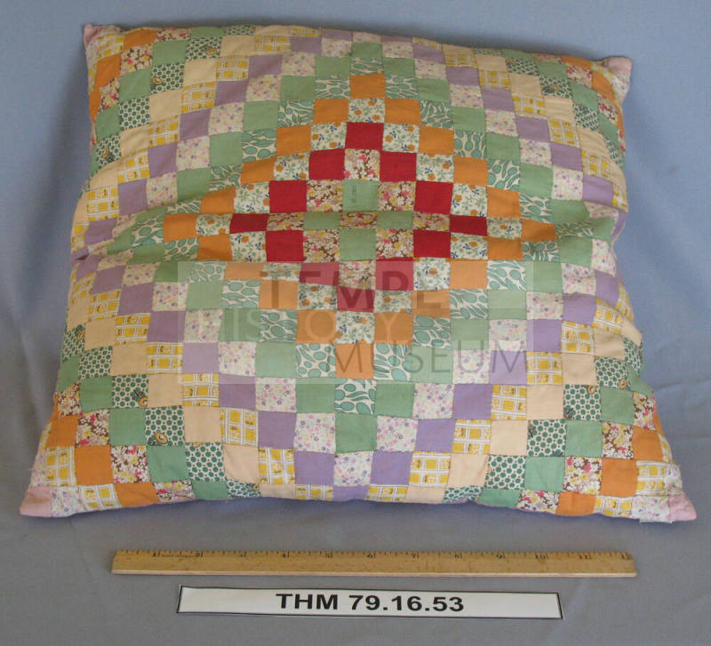 Sunburst quilt design throw pillow