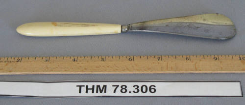 Shoehorn