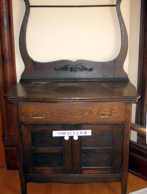 Commode