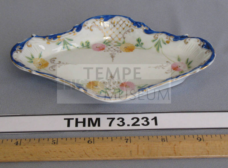 Tray, pin holder