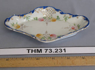 Tray, pin holder