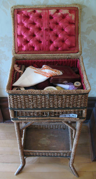 Stand, Needlework