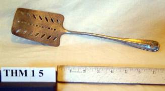 Metal spatula