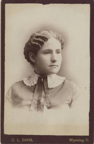 Shoulder, Woman, Lace Collar W/Ribbons