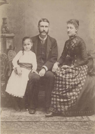 Family Portrait Mother Father andDaughter